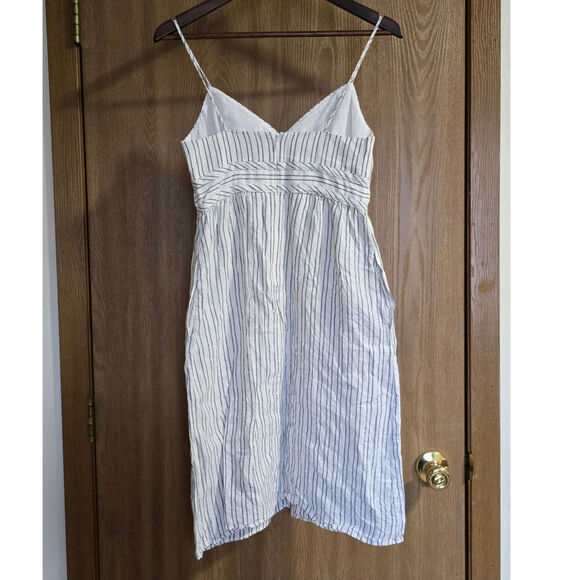 Theory Melaena B Narrow Stripe Linen Dress - Picture 4 of 8